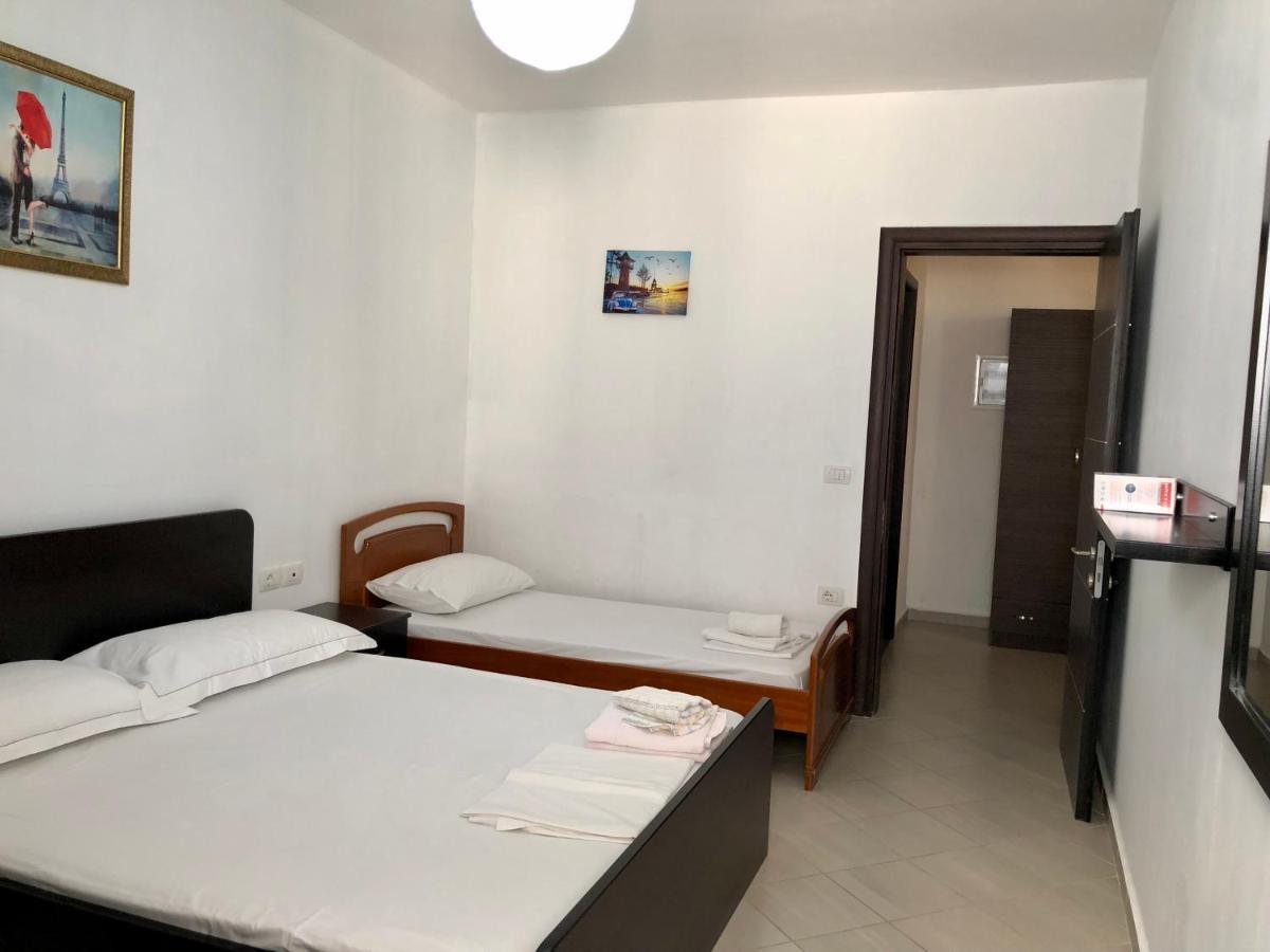 Lorenso Guest House ซารานเดอ ภายนอก รูปภาพ